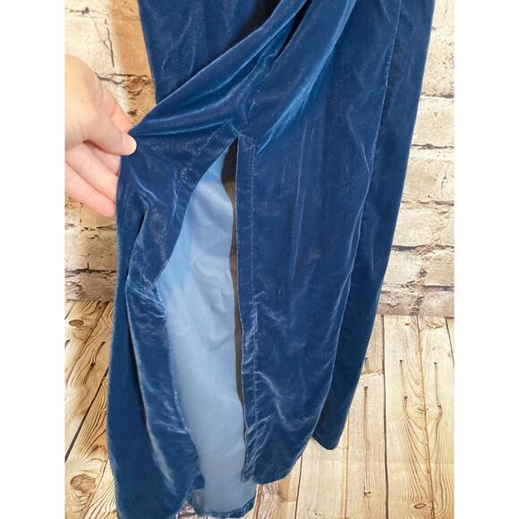 Old Navy Maxi Dress Womens Medium Teal Blue Velvet Side Slit Smocked‎ Stretch - Picture 2 of 15